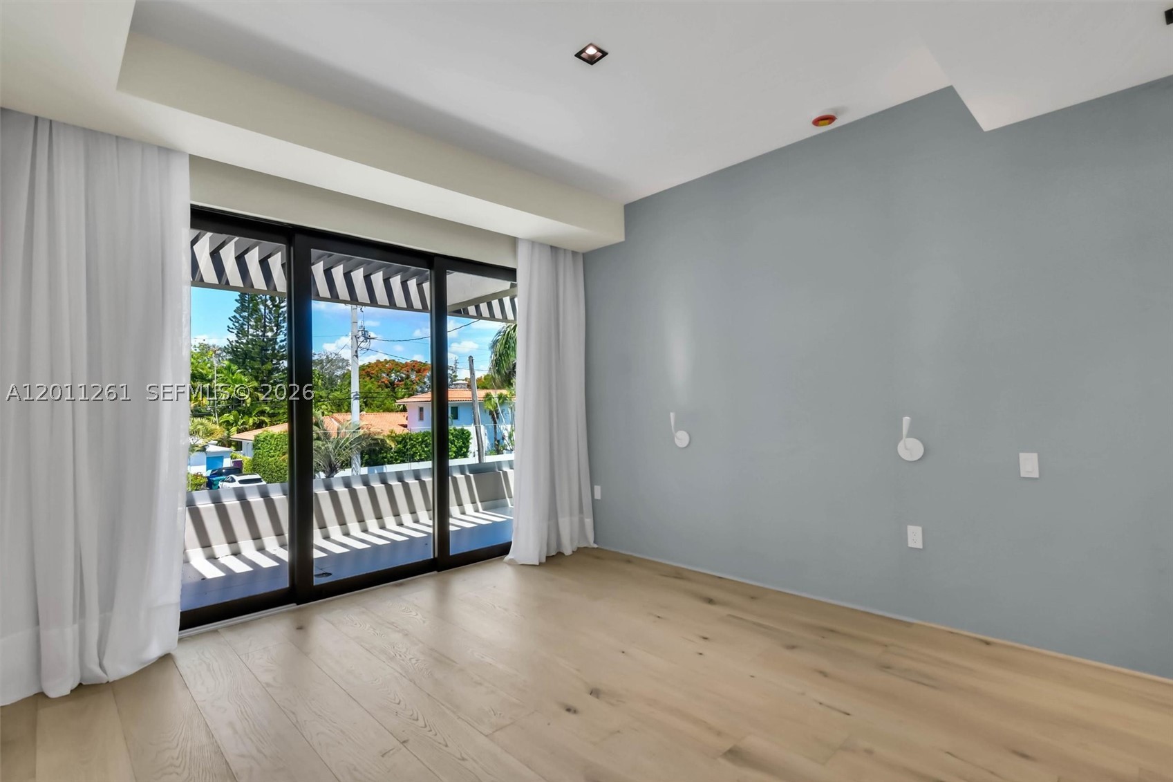 BRICKELL ESTATES - Residential