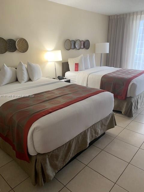 THE AVENTURA BEACH CLUB C - Residential