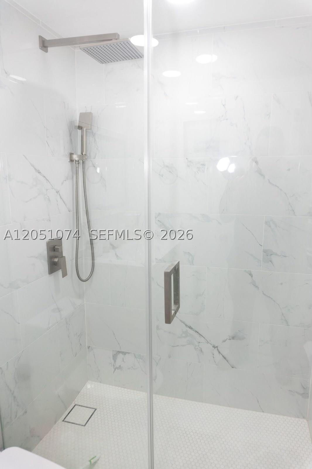 MORADA NO 1 CONDO - Residential Lease