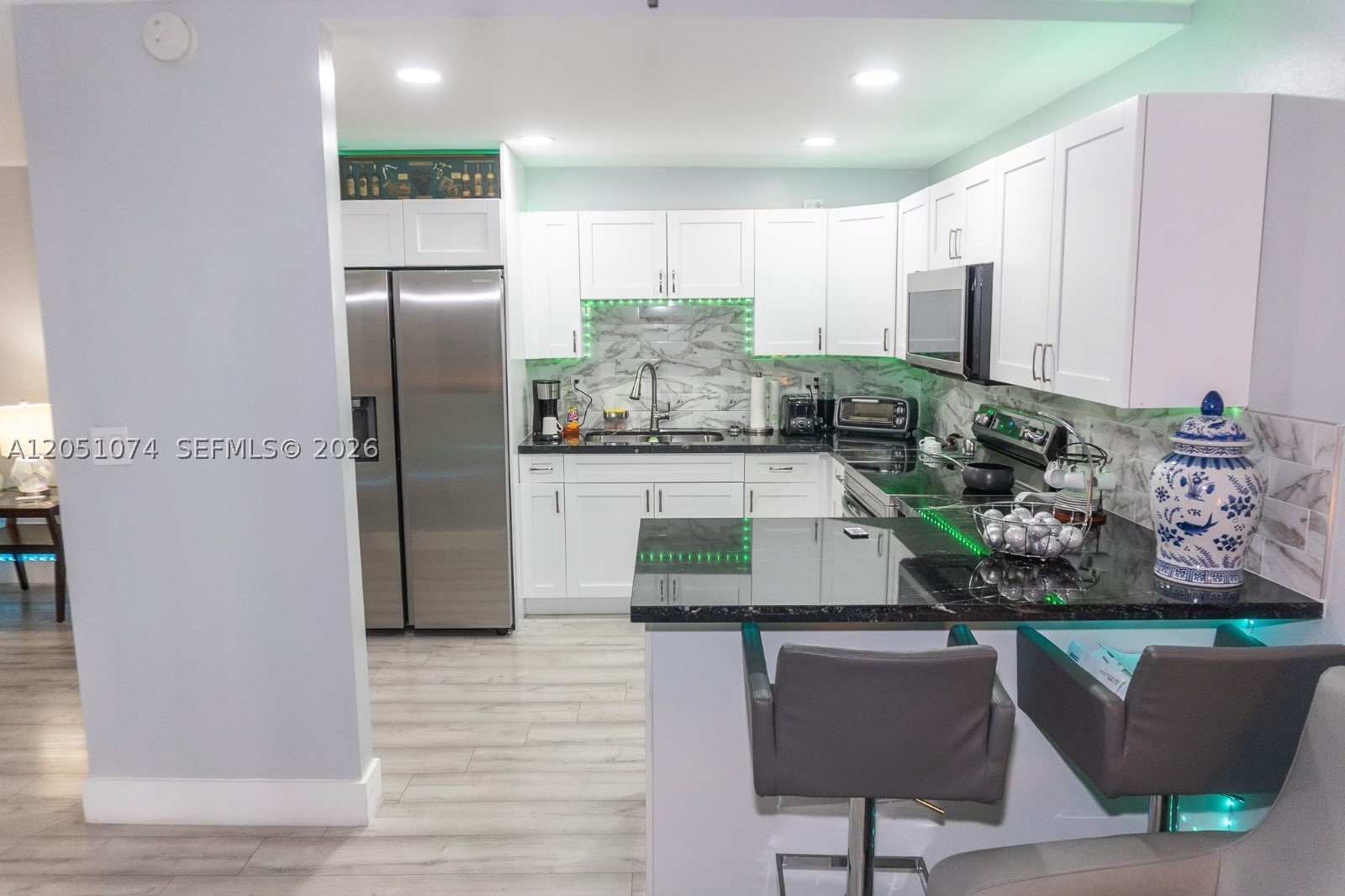 MORADA NO 1 CONDO - Residential Lease