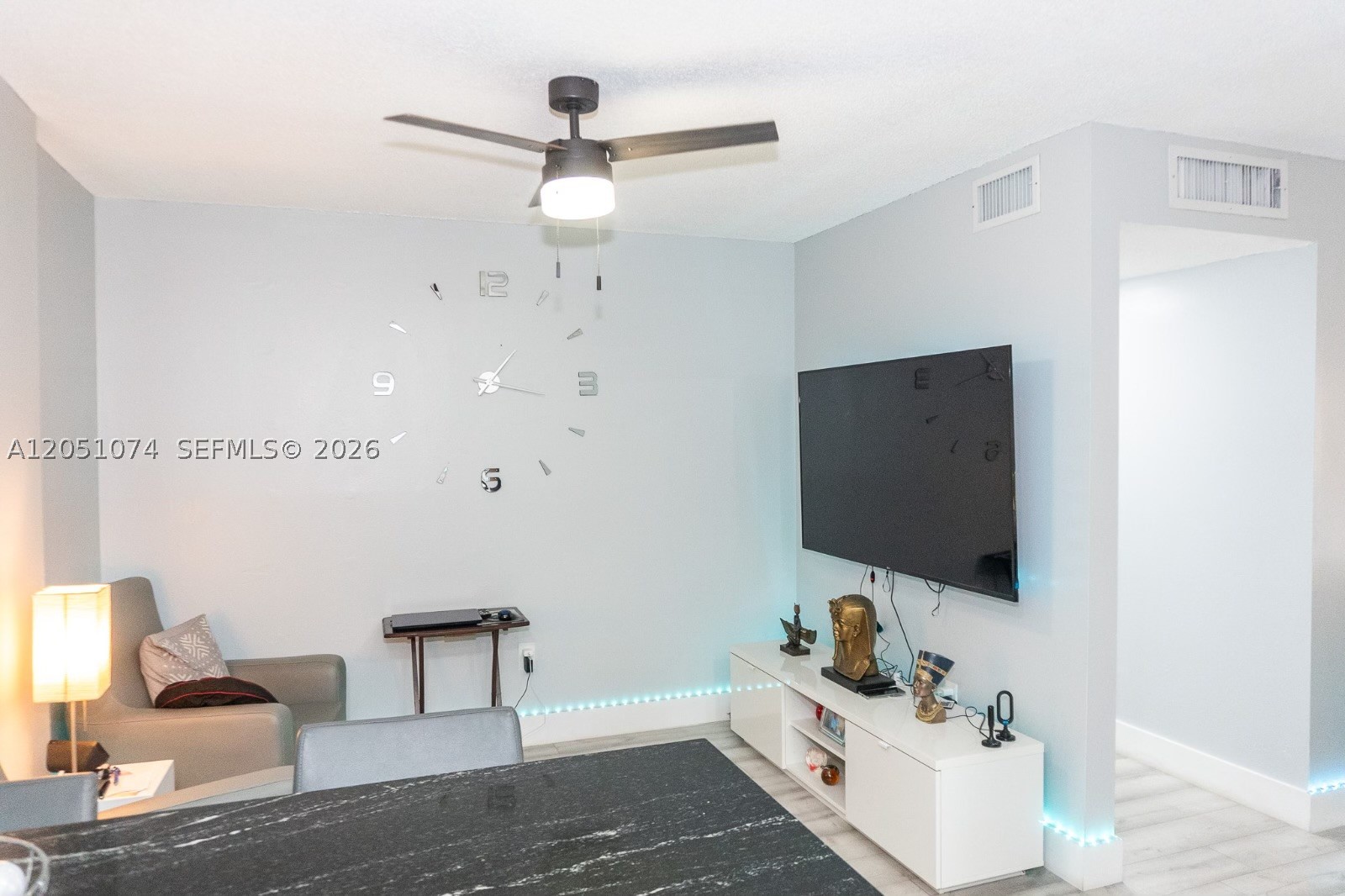MORADA NO 1 CONDO - Residential Lease