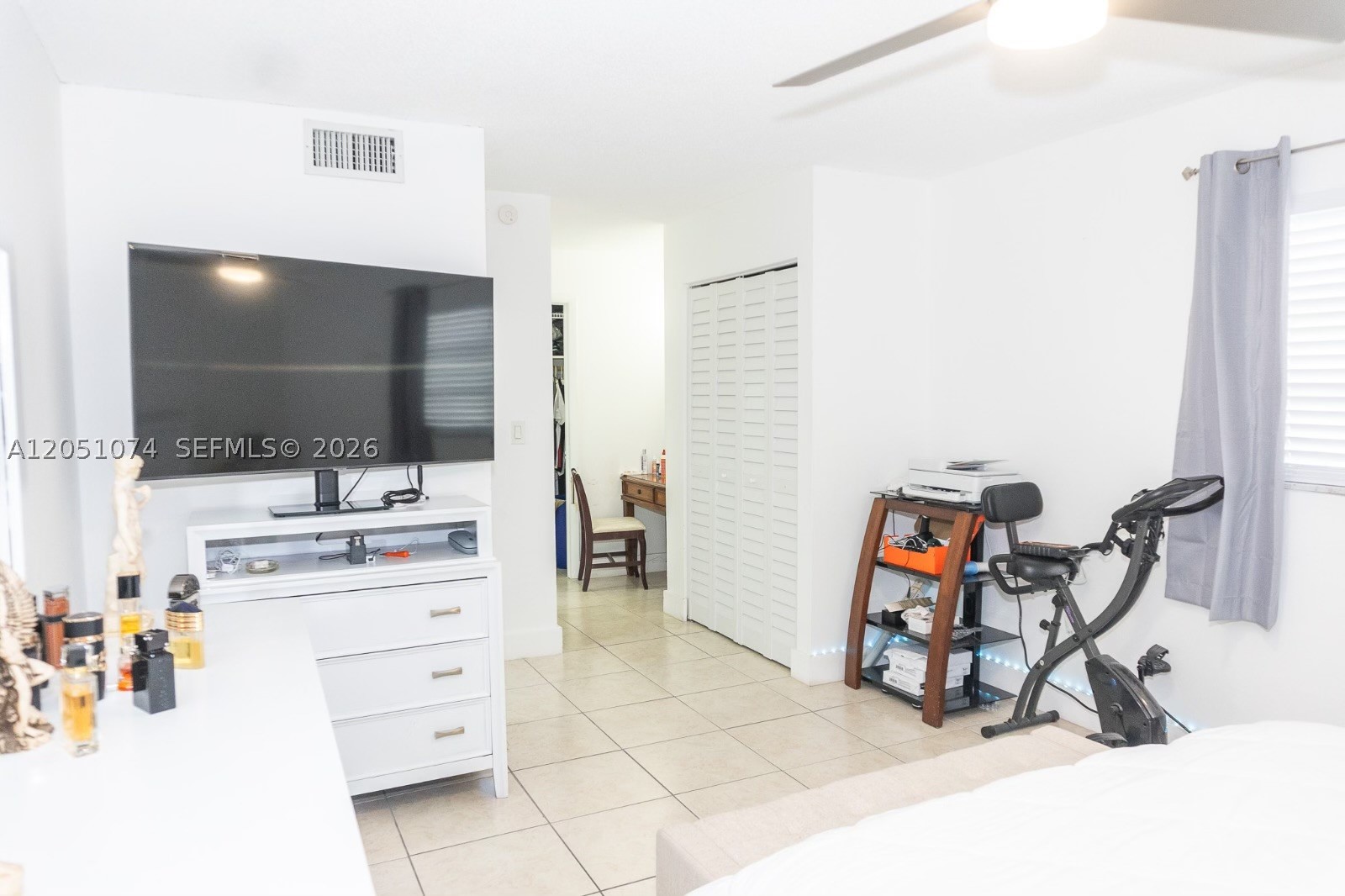 MORADA NO 1 CONDO - Residential Lease