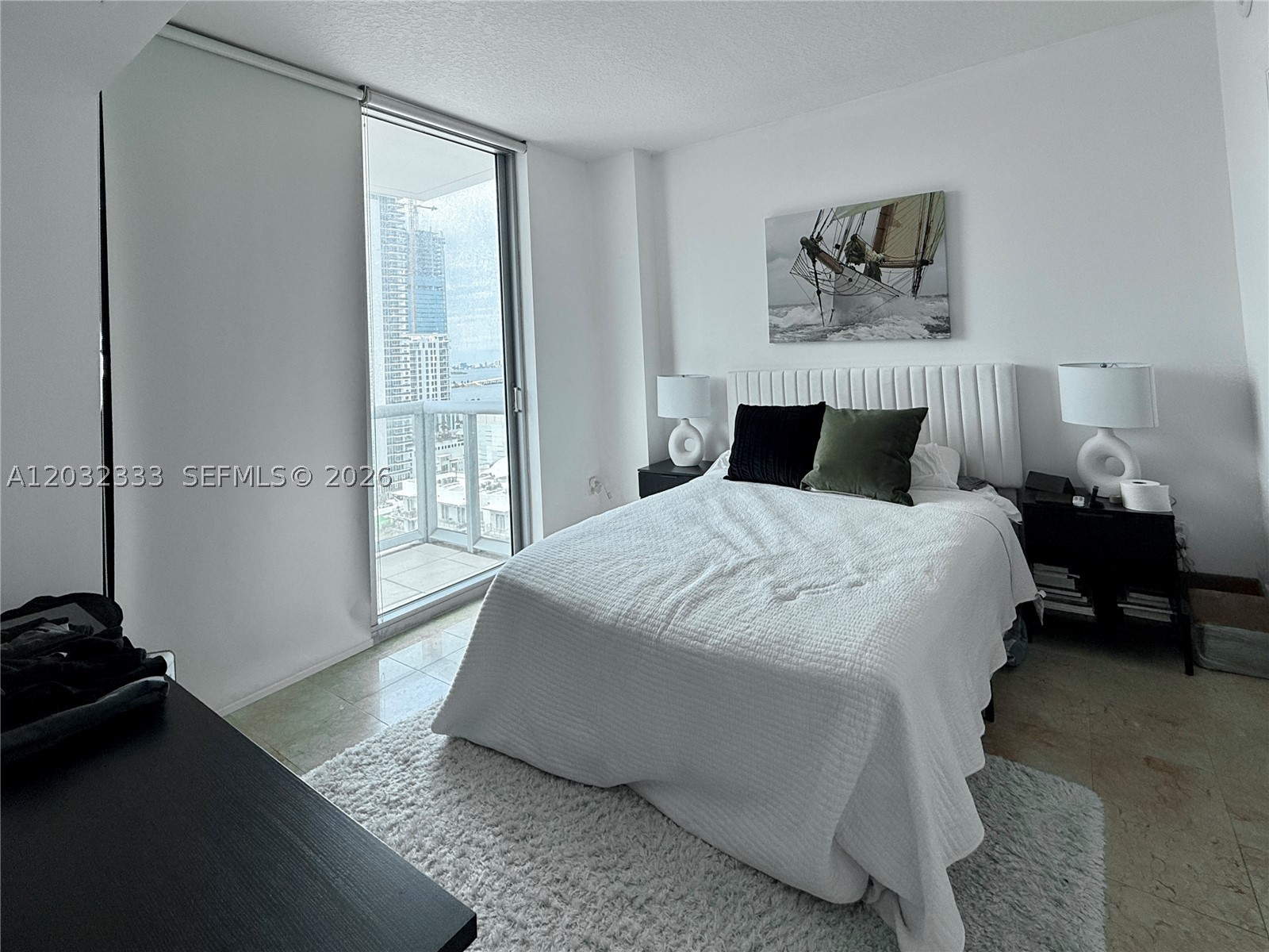 GALLERY ART CONDO - Residential Lease