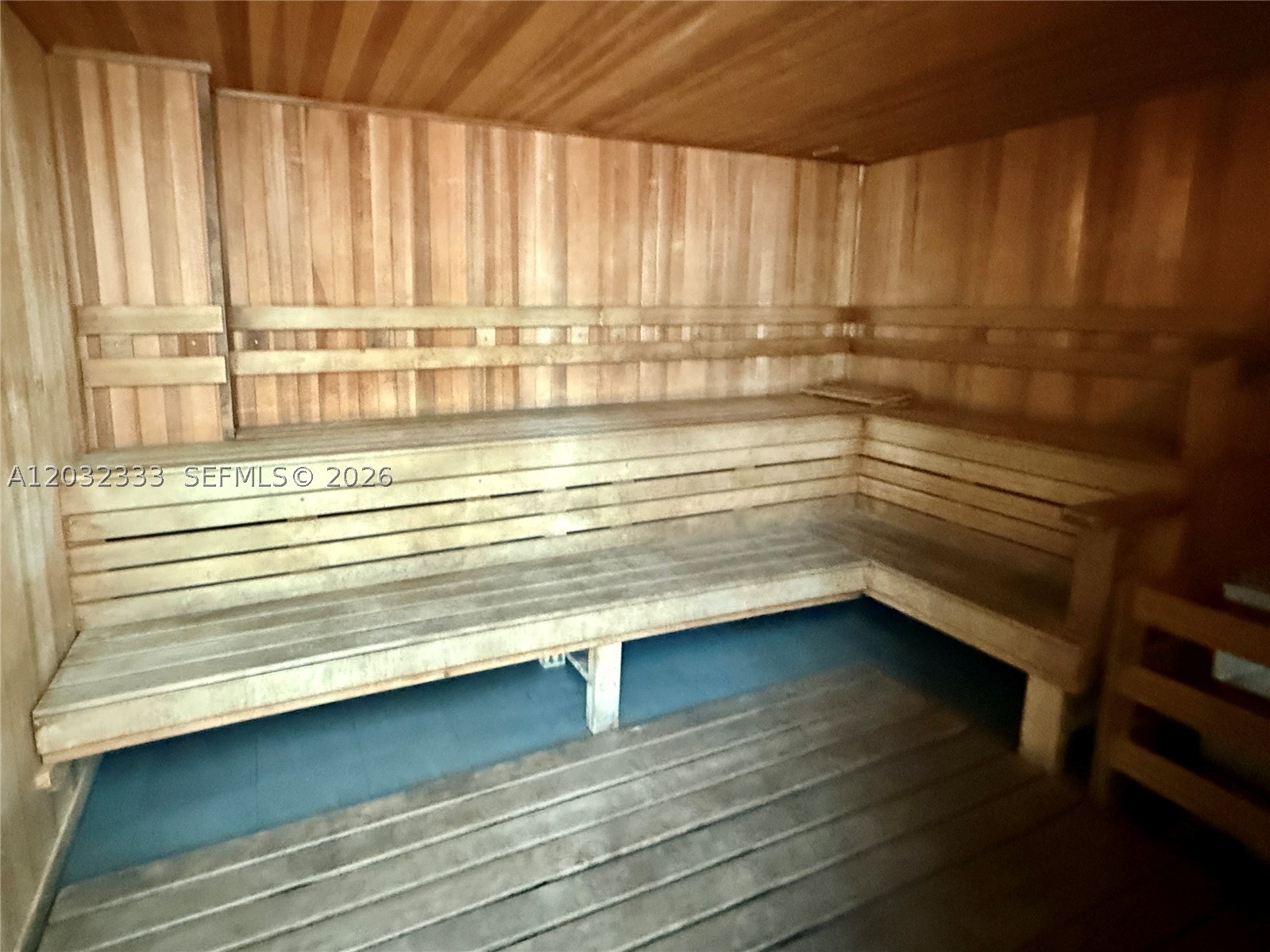 GALLERY ART CONDO - Residential Lease