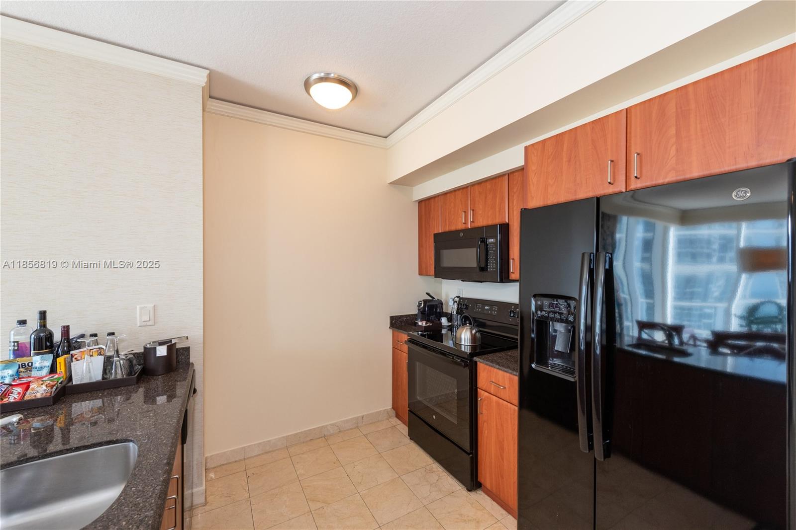 TRUMP INTERNATIONAL SONES - Residential