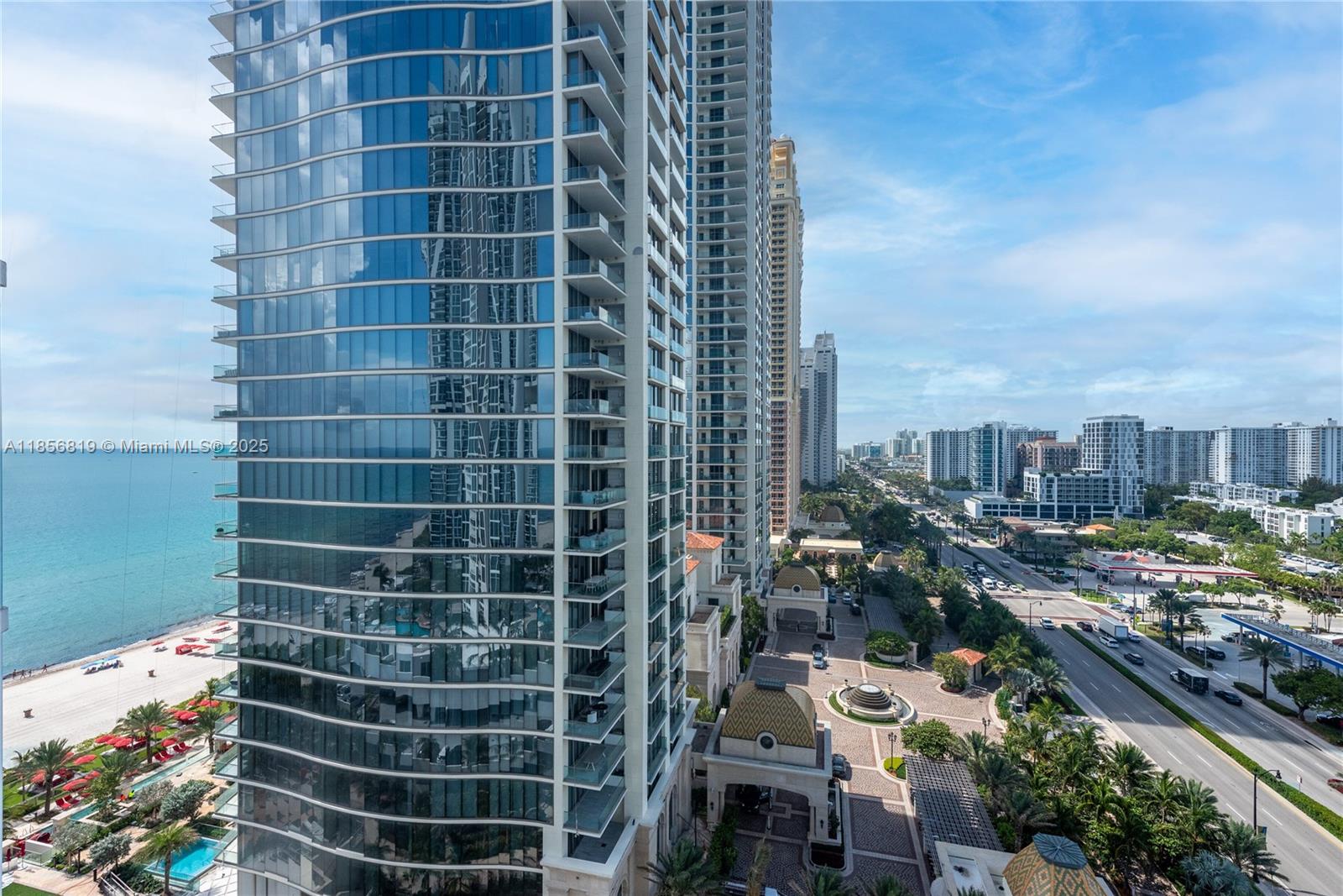 TRUMP INTERNATIONAL SONES - Residential