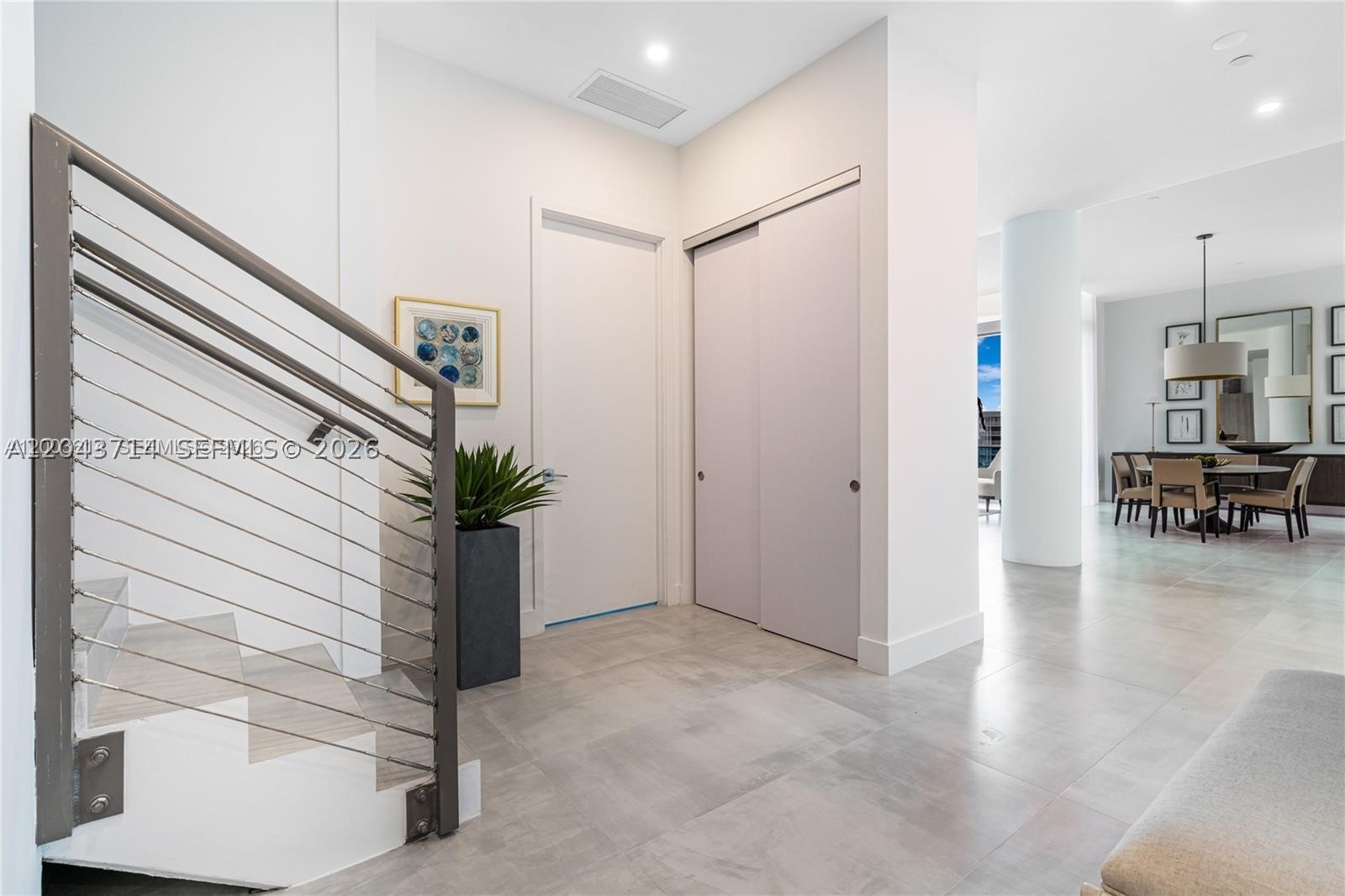 AURORA CONDOMINIUM - Residential