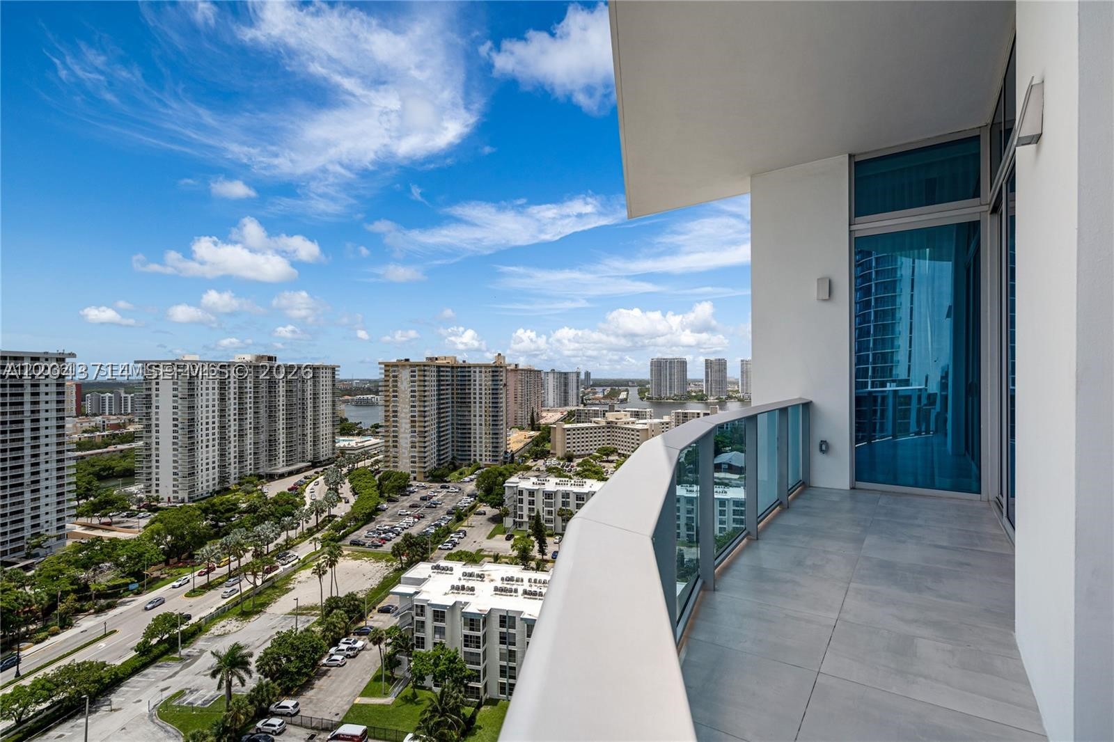AURORA CONDOMINIUM - Residential