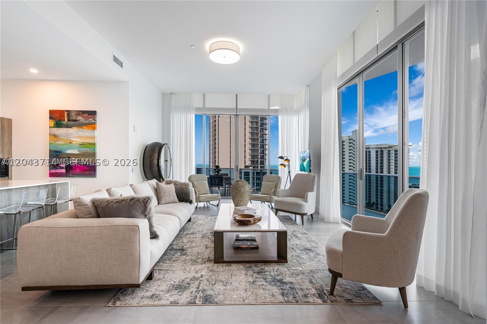 AURORA CONDOMINIUM - Residential