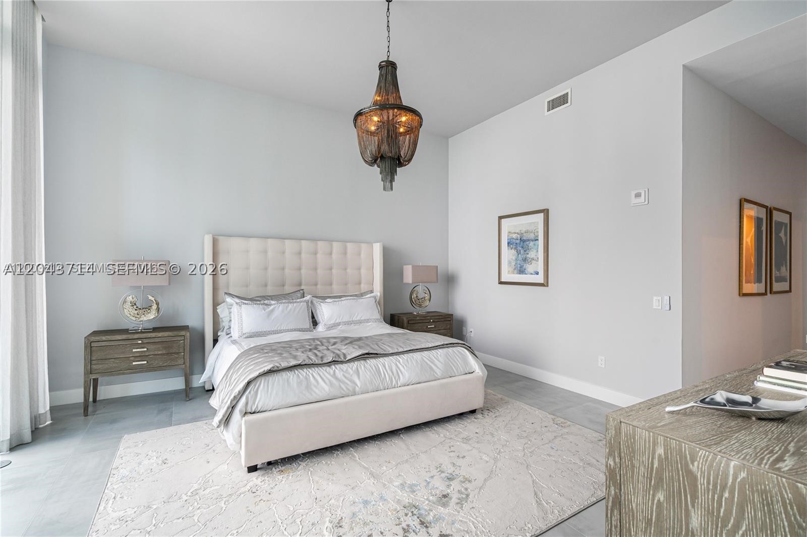 AURORA CONDOMINIUM - Residential