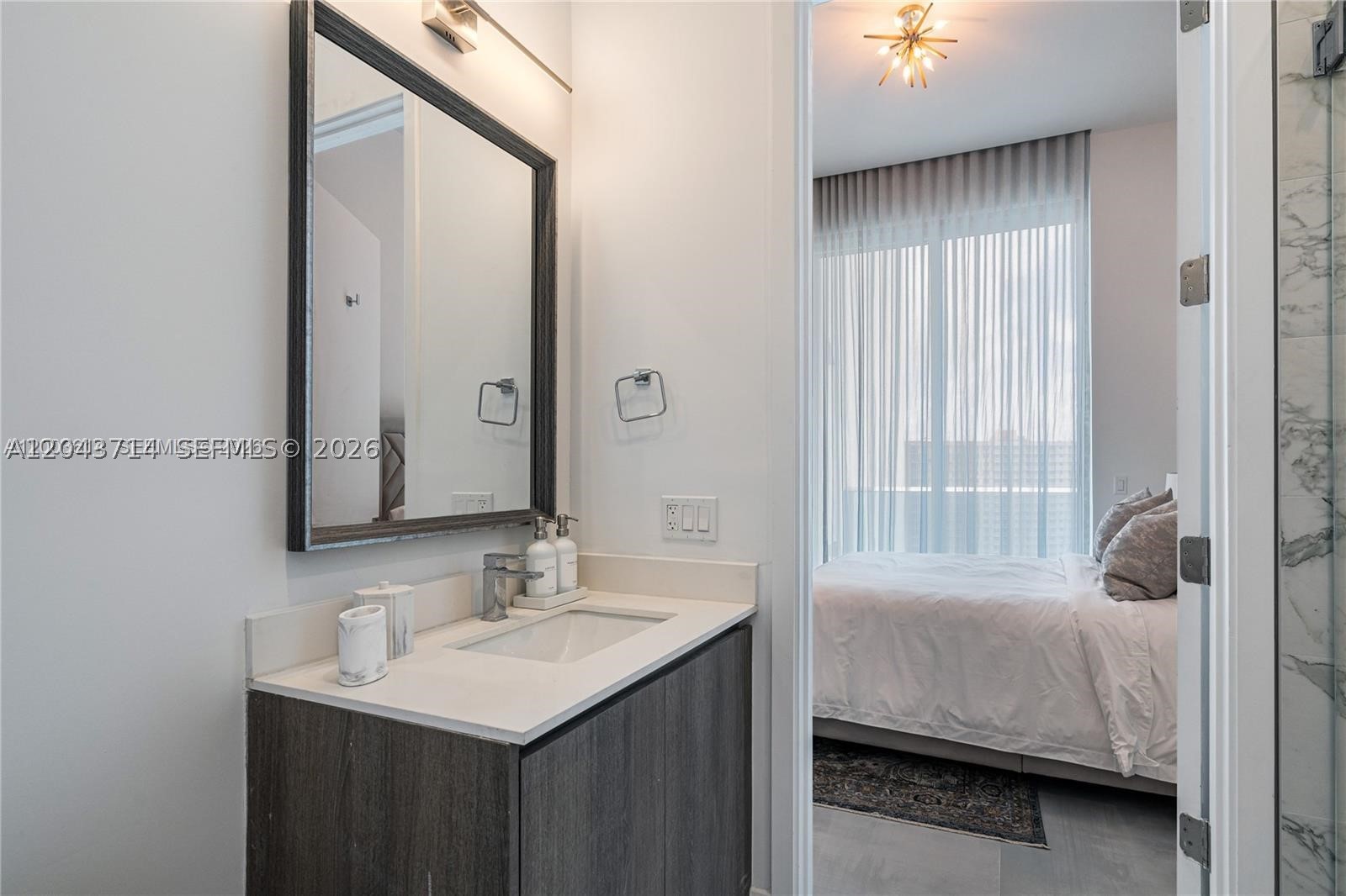 AURORA CONDOMINIUM - Residential