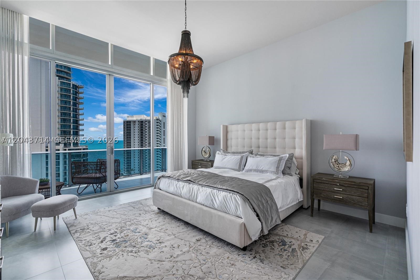 AURORA CONDOMINIUM - Residential