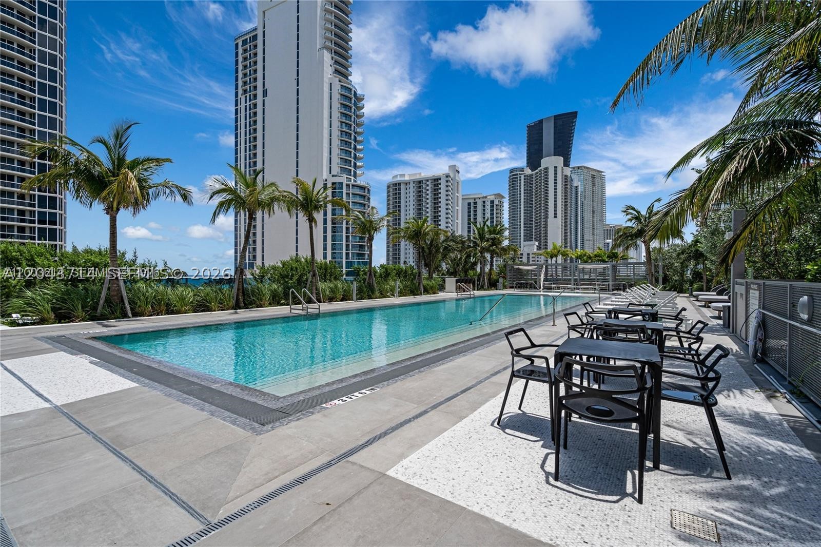 AURORA CONDOMINIUM - Residential