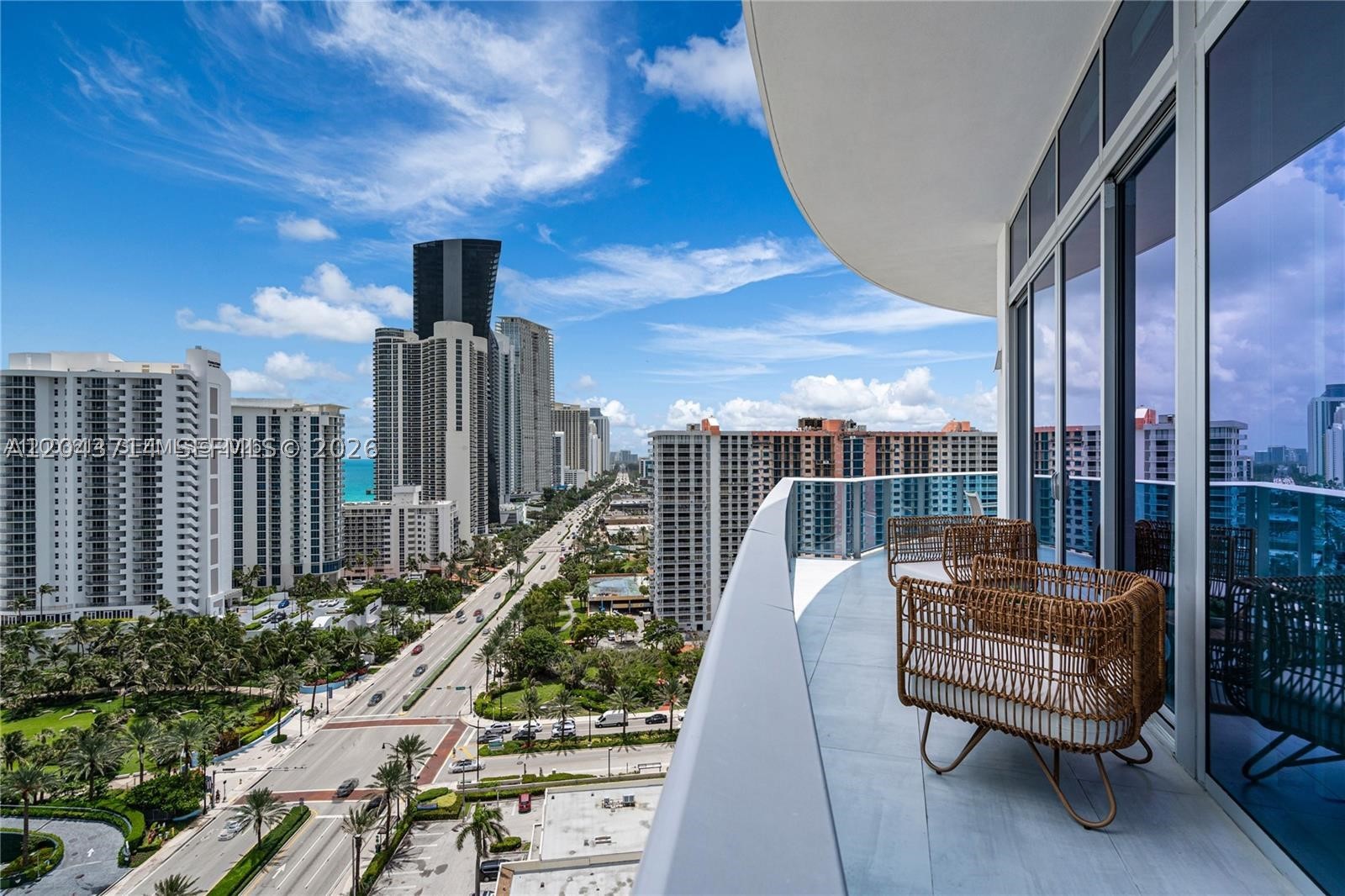 AURORA CONDOMINIUM - Residential