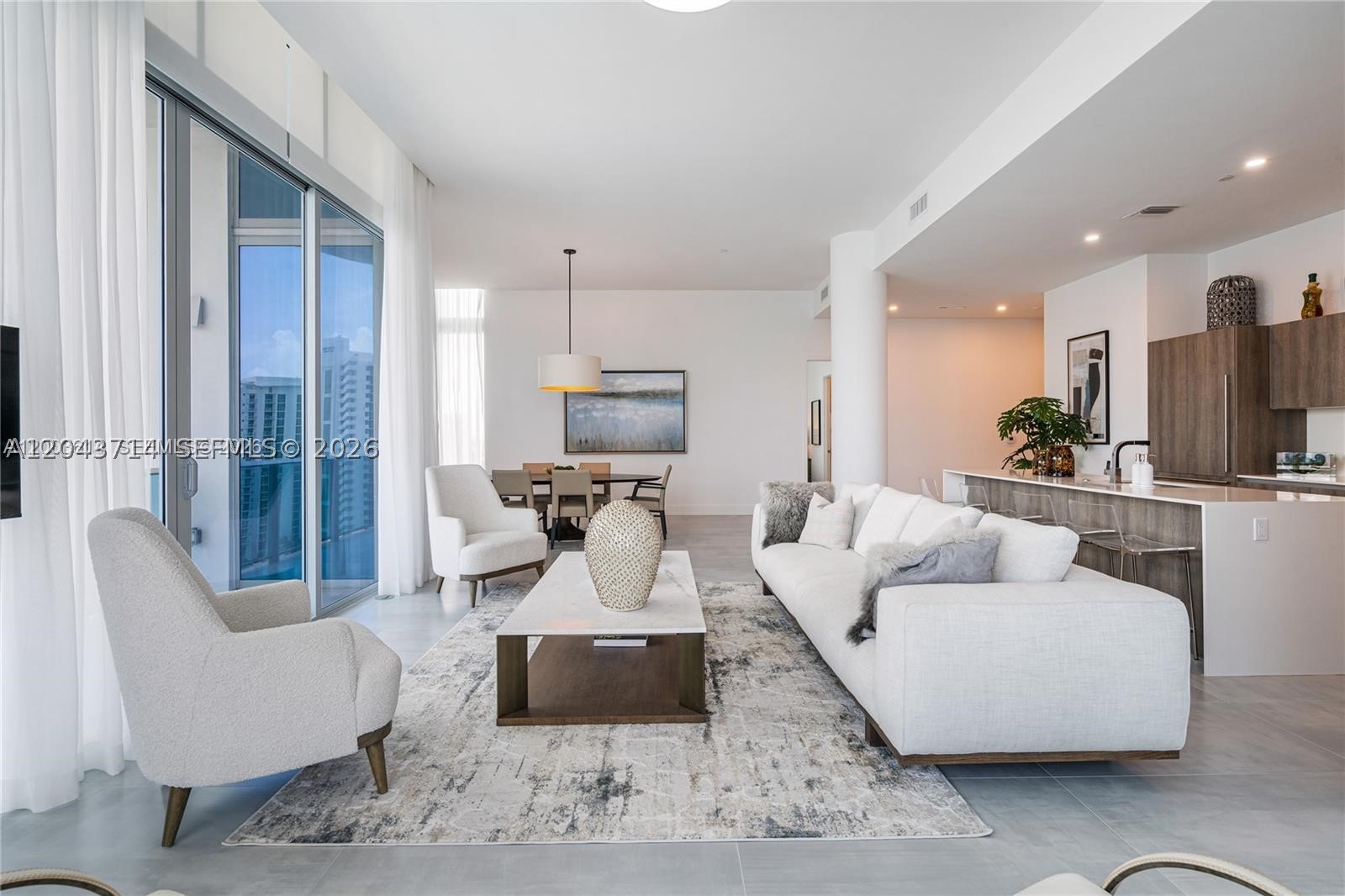 AURORA CONDOMINIUM - Residential