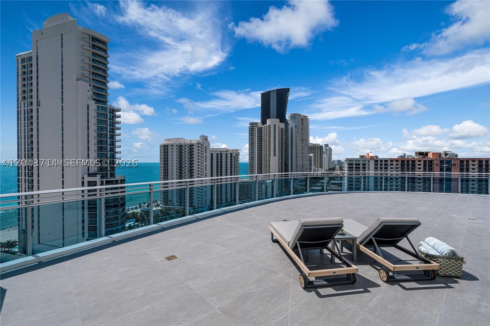 AURORA CONDOMINIUM - Residential