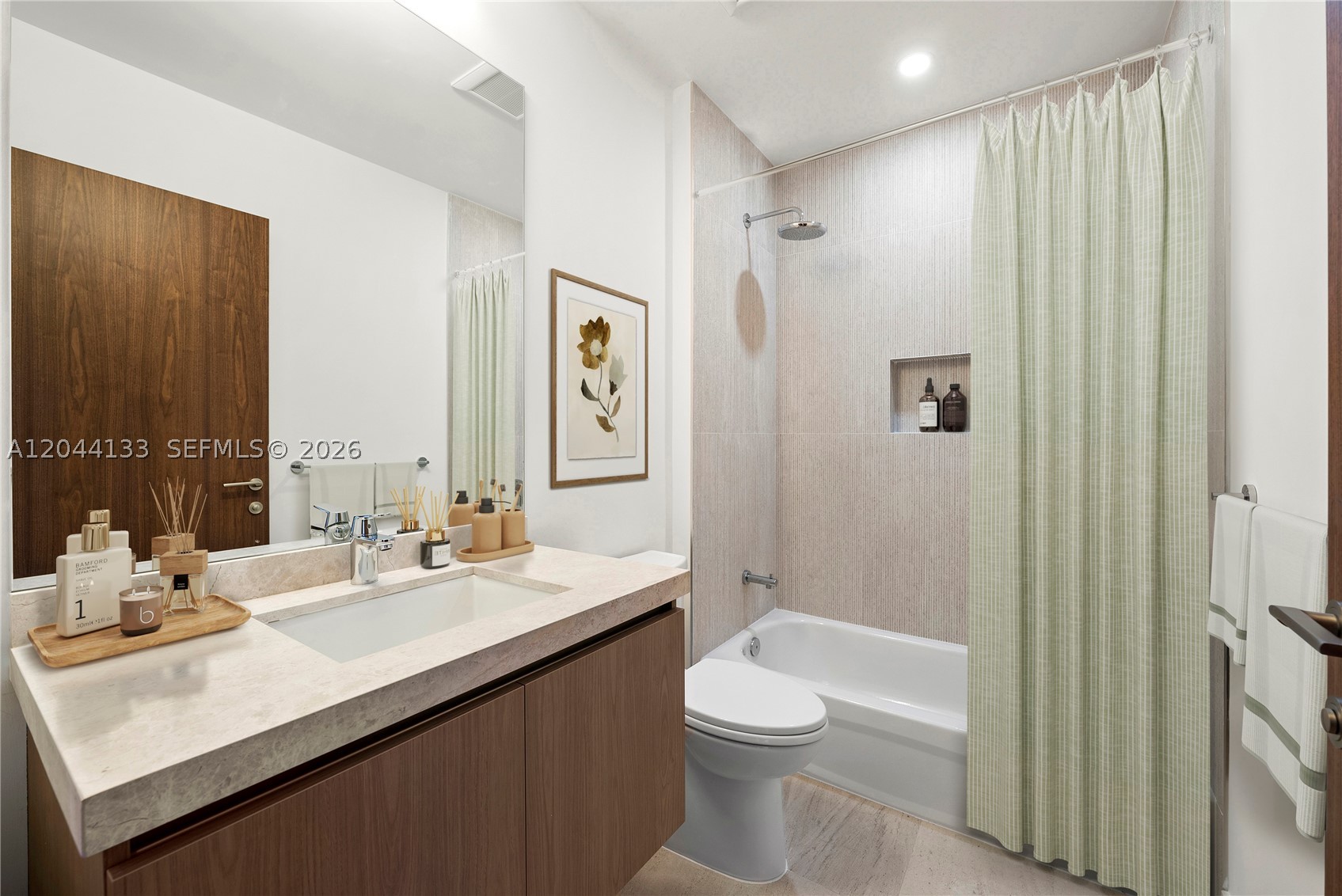 CORAL GABLES BILTMORE SEC - Residential Lease