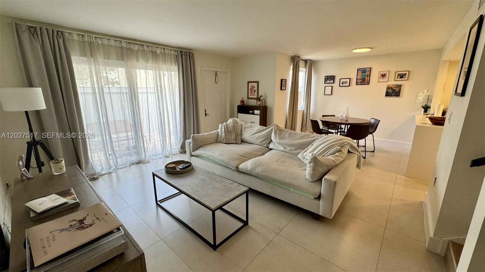 GABLES POINT CONDO I - Residential
