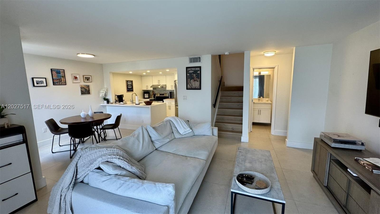 GABLES POINT CONDO I - Residential