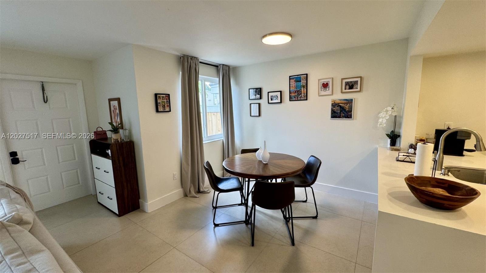 GABLES POINT CONDO I - Residential