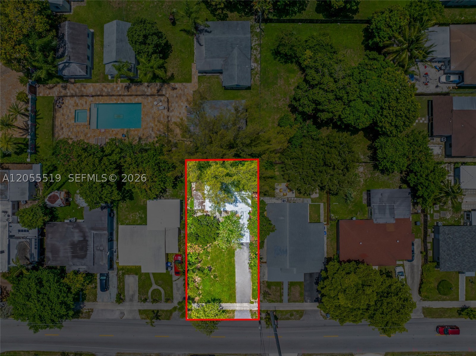 HOLLYWOOD LITTLE RANCHES - Residential