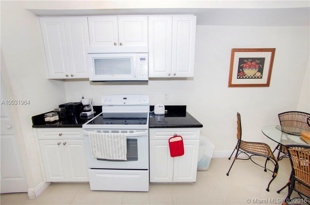 Porto Bellagio - Residential Lease