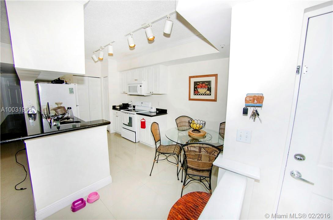 Porto Bellagio - Residential Lease
