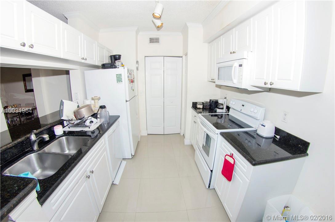 Porto Bellagio - Residential Lease