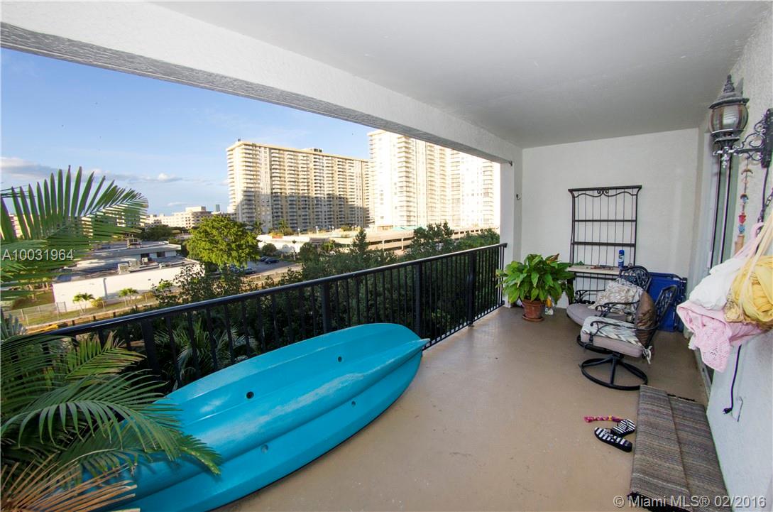 Porto Bellagio - Residential Lease