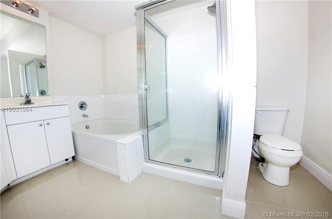 Porto Bellagio - Residential Lease