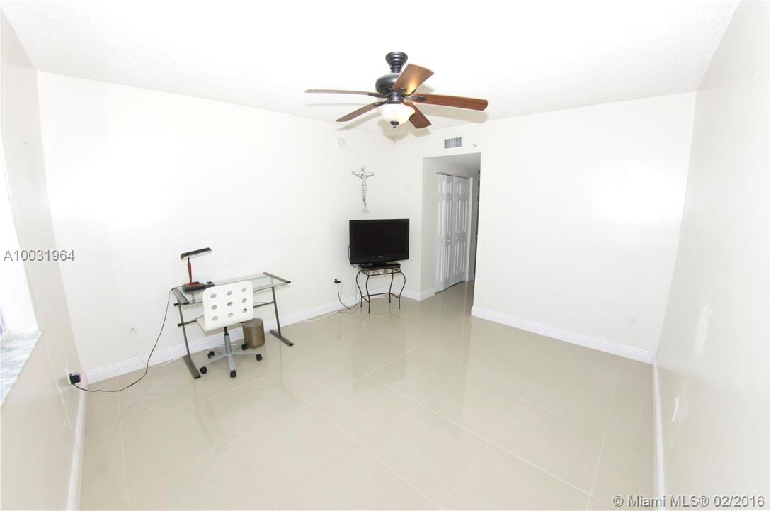 Porto Bellagio - Residential Lease
