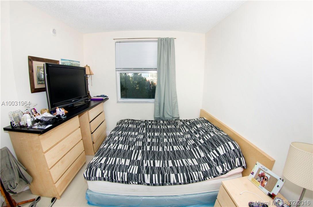 Porto Bellagio - Residential Lease