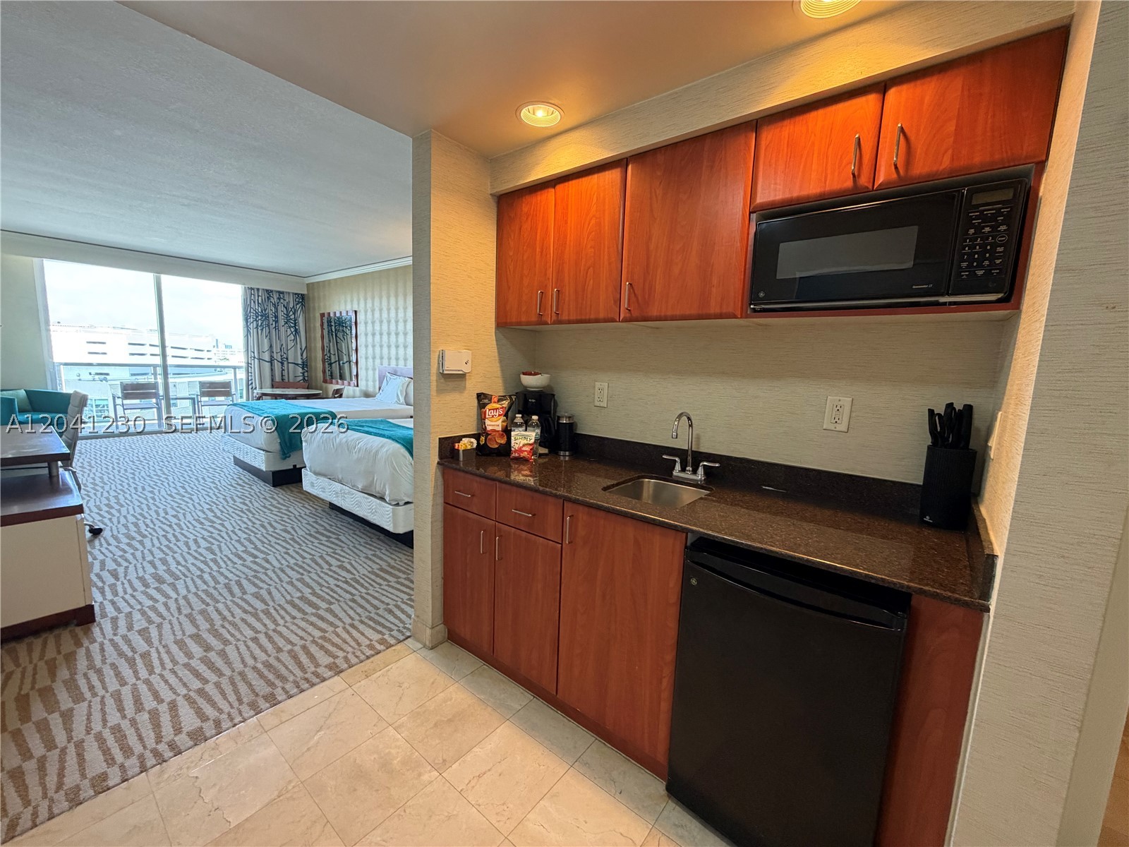 TRUMP INTERNATIONAL SONES - Residential