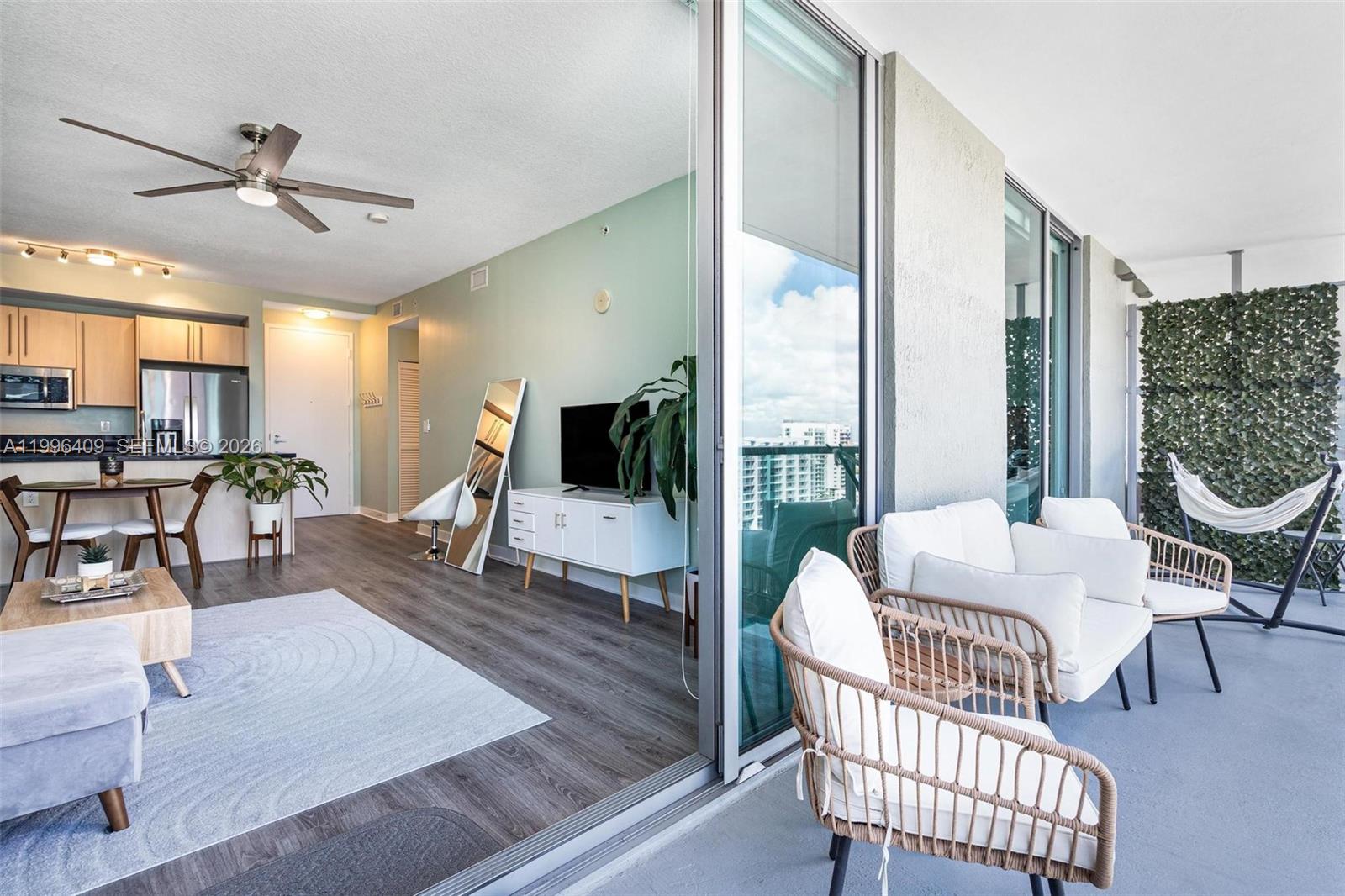 THE AXIS ON BRICKELL II C - Residential