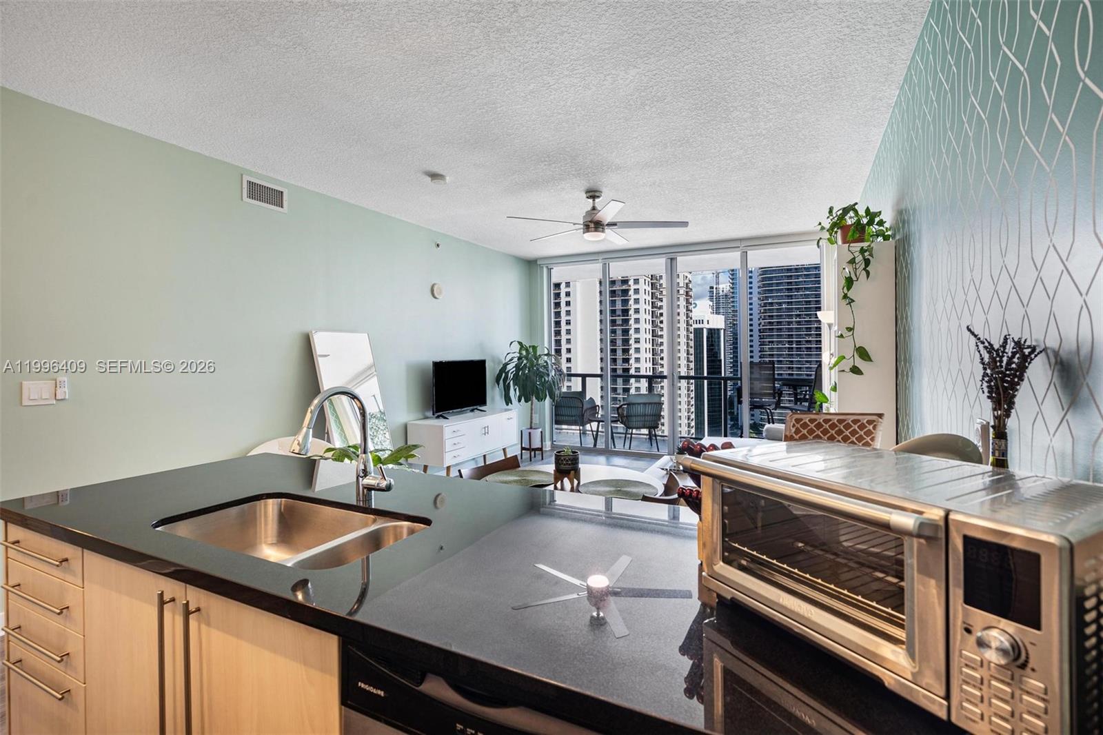 THE AXIS ON BRICKELL II C - Residential
