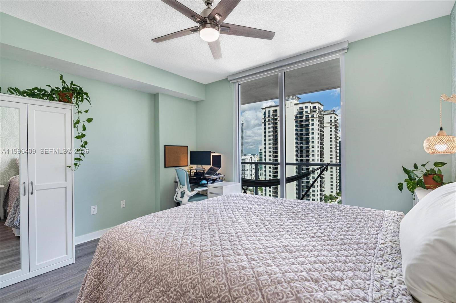 THE AXIS ON BRICKELL II C - Residential