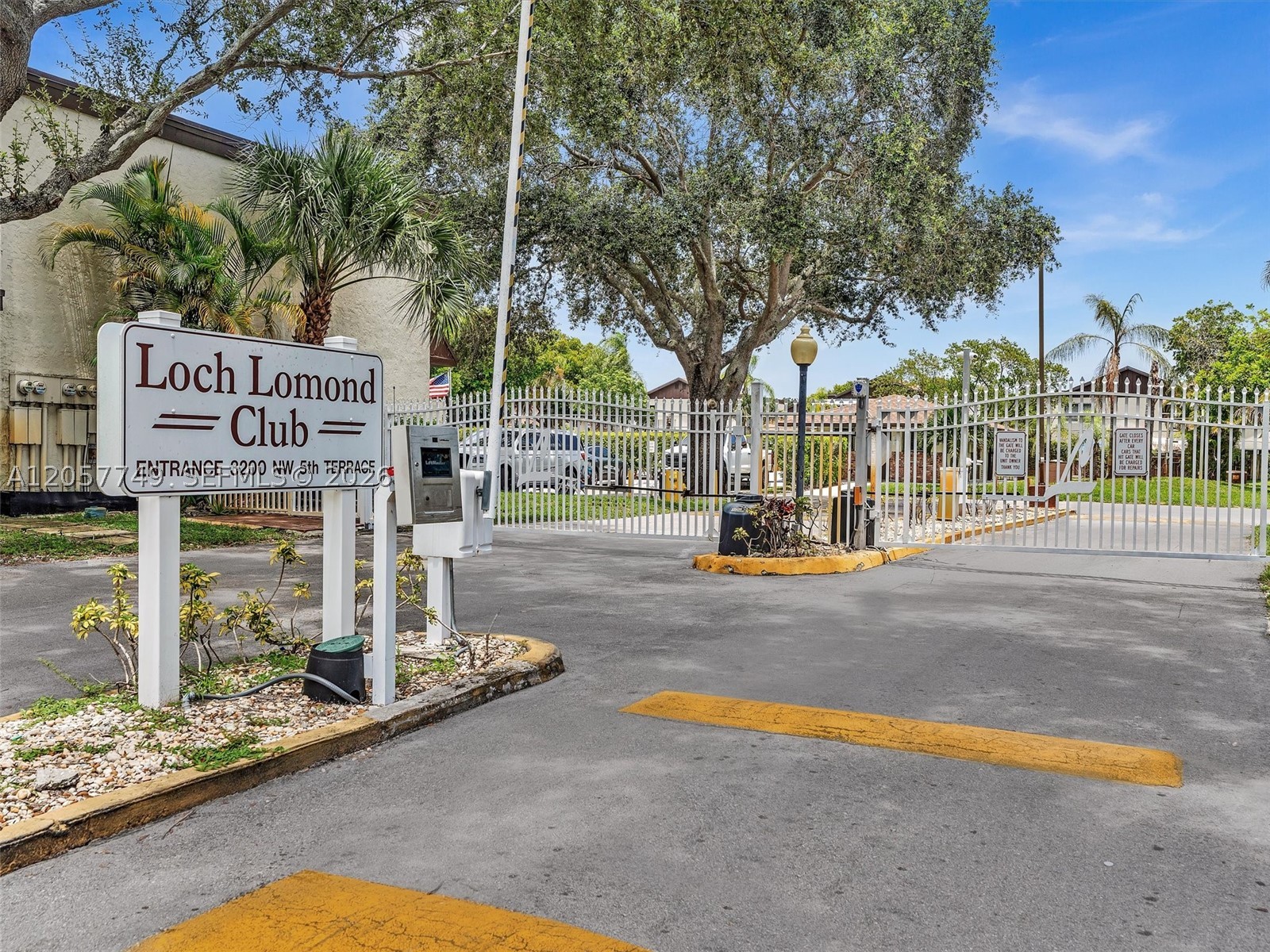 LOCH LOMOND SEC 3 - Residential