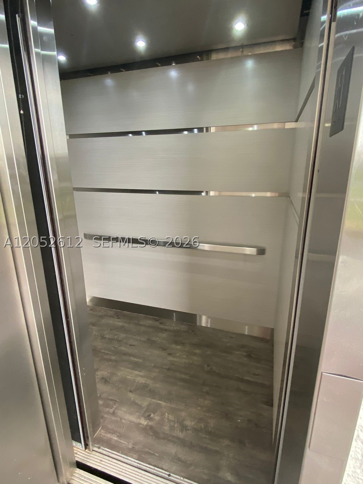 SUNRISE LAKES 37 CONDO - Residential Lease