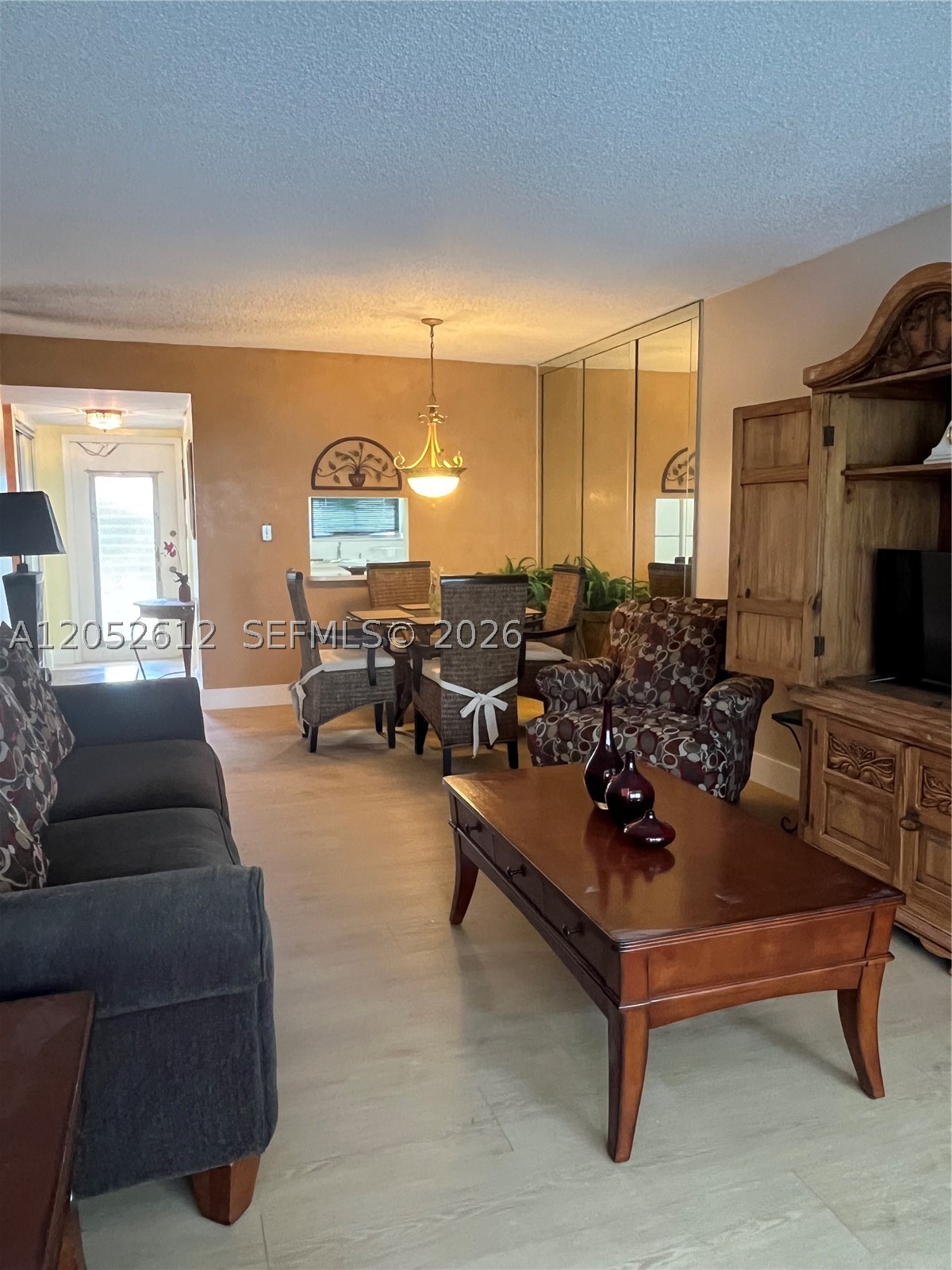 SUNRISE LAKES 37 CONDO - Residential Lease