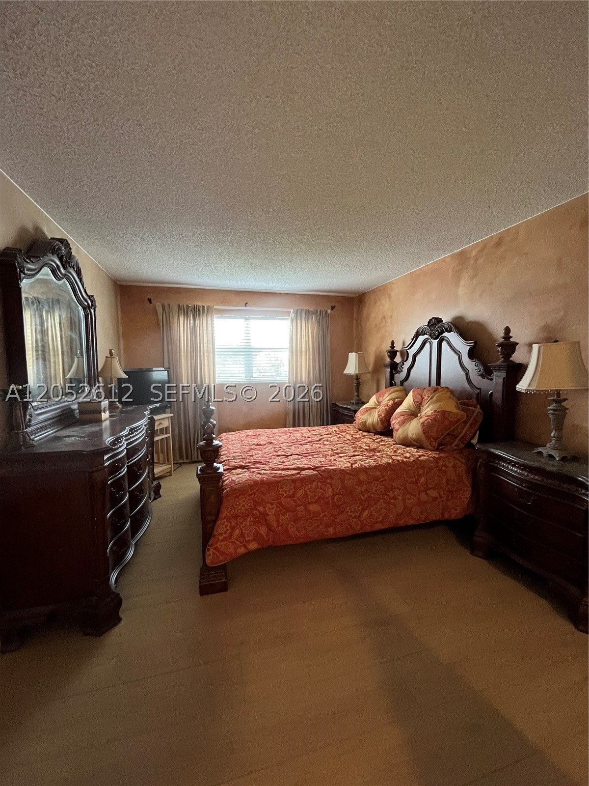 SUNRISE LAKES 37 CONDO - Residential Lease