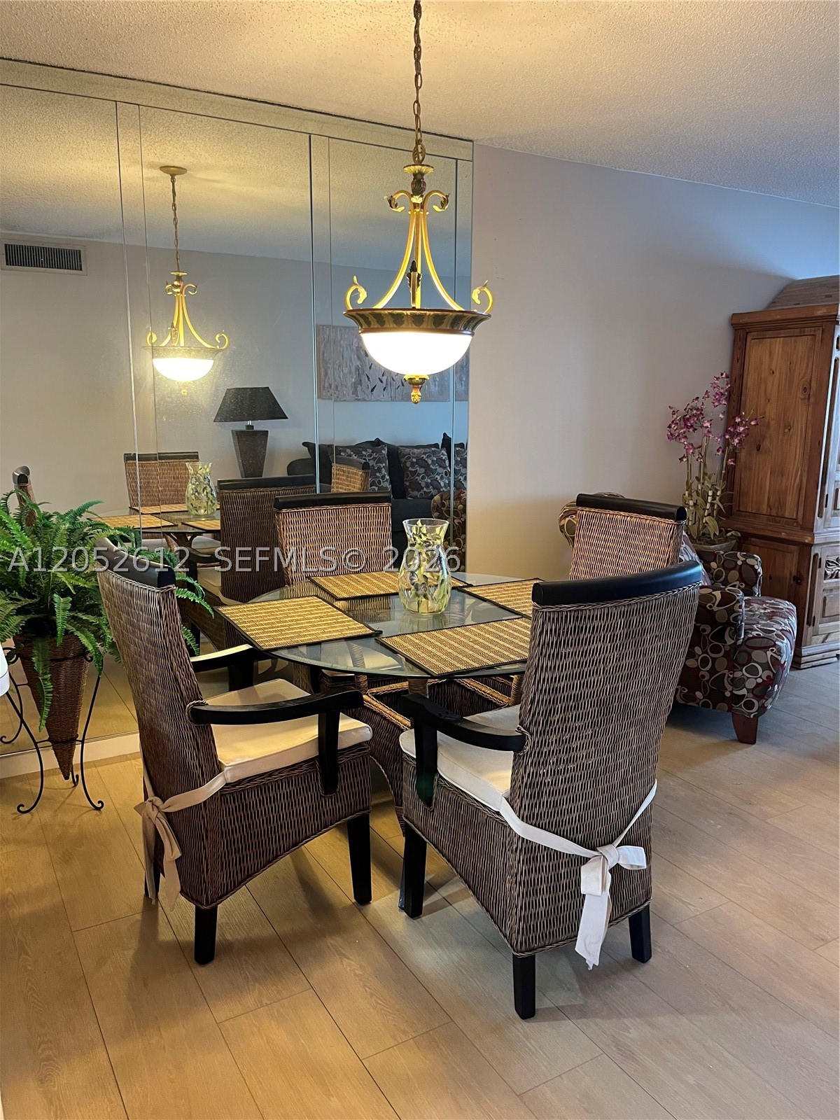 SUNRISE LAKES 37 CONDO - Residential Lease