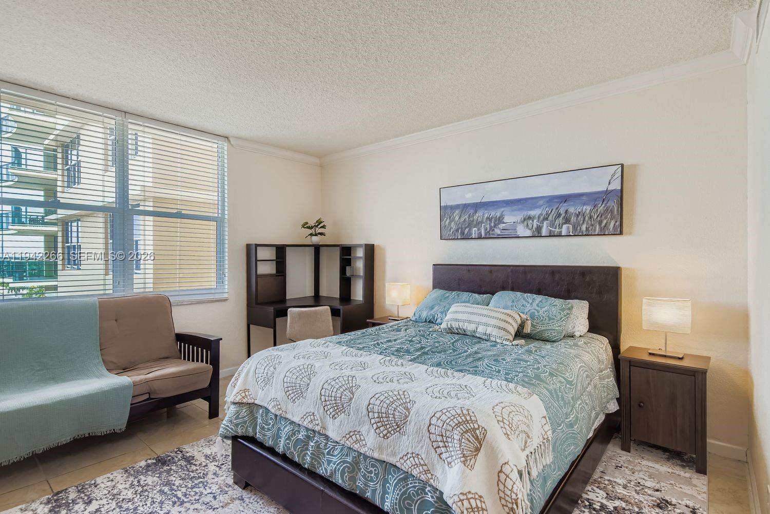 WAVE CONDO - Residential Lease
