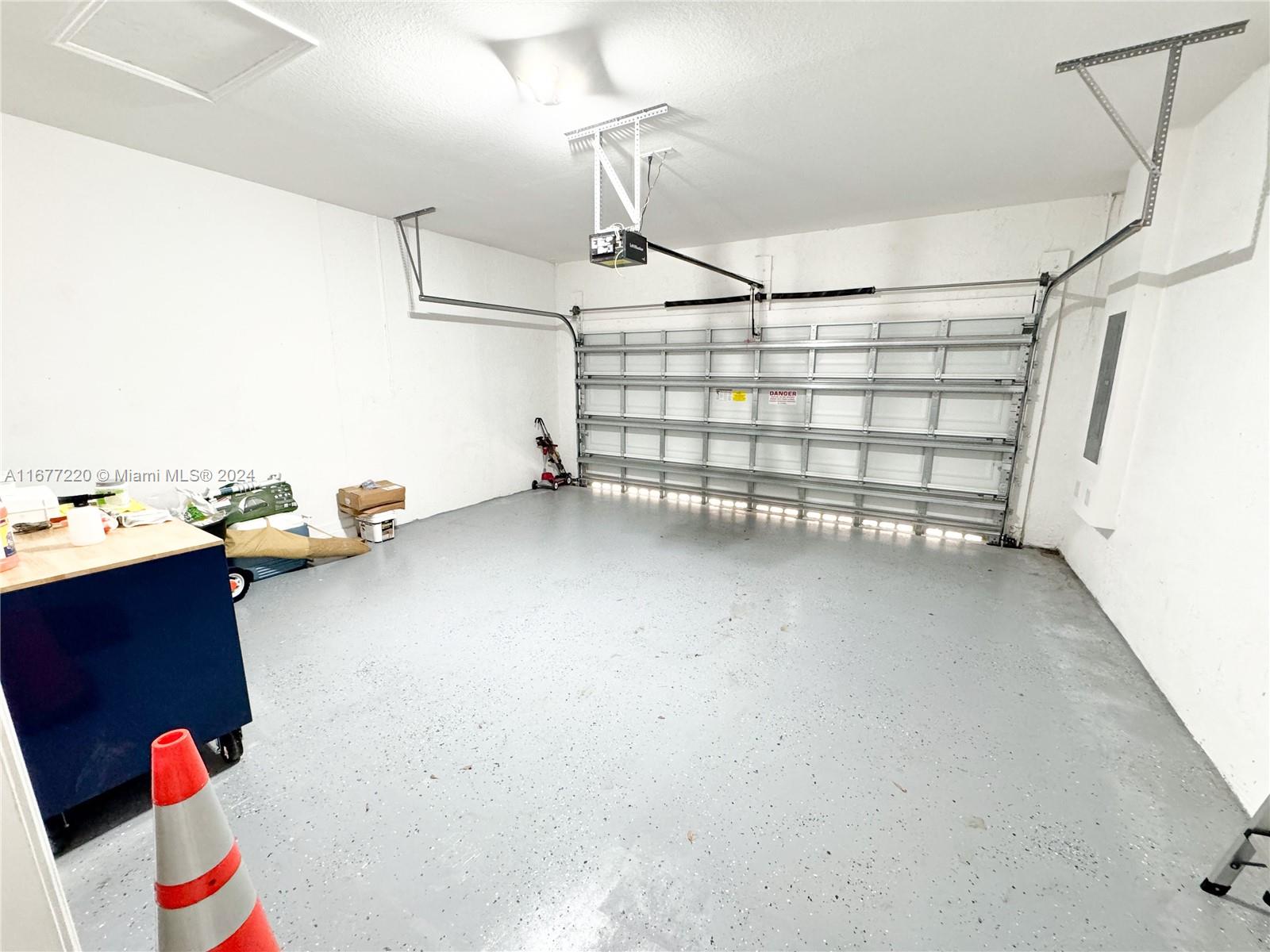 HEMINGWAY POINT - Residential Lease