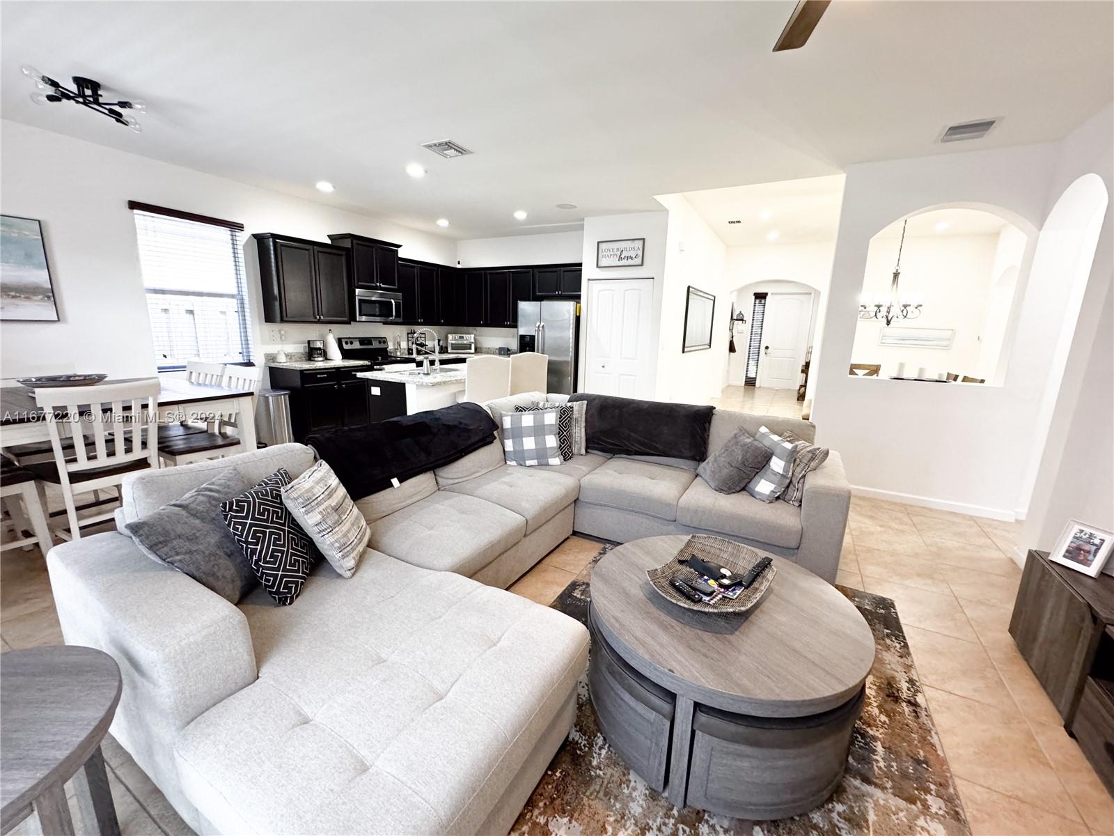 HEMINGWAY POINT - Residential Lease