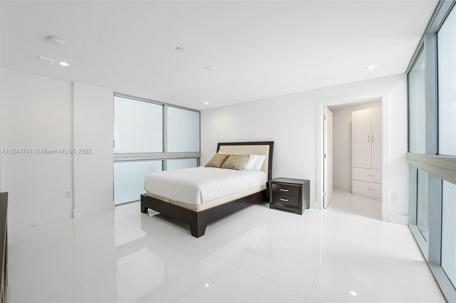ARTECH RESIDENCES AT AVEN - Residential