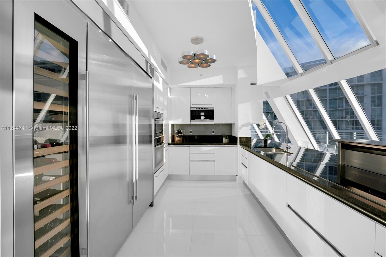 ARTECH RESIDENCES AT AVEN - Residential