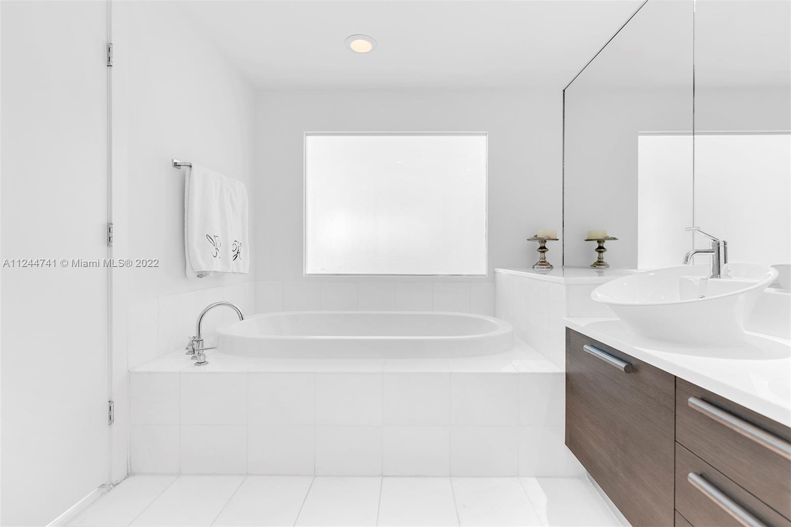 ARTECH RESIDENCES AT AVEN - Residential