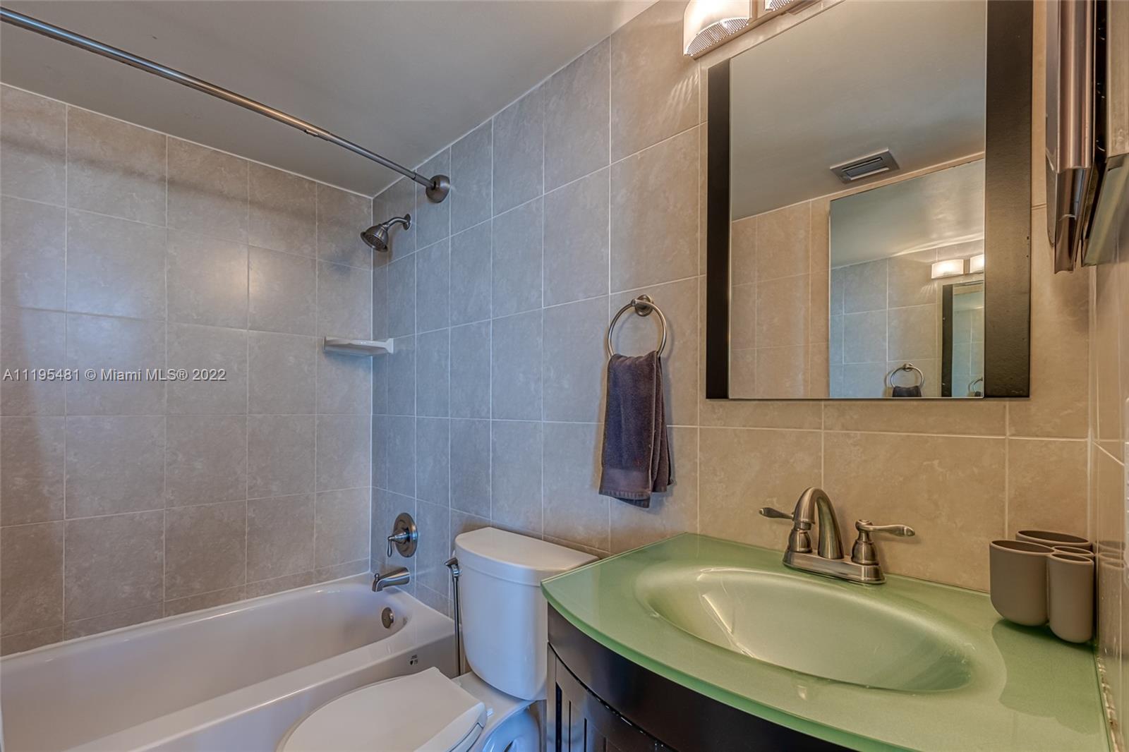 POMPANO BEACH CLUB NORTH - Residential Lease