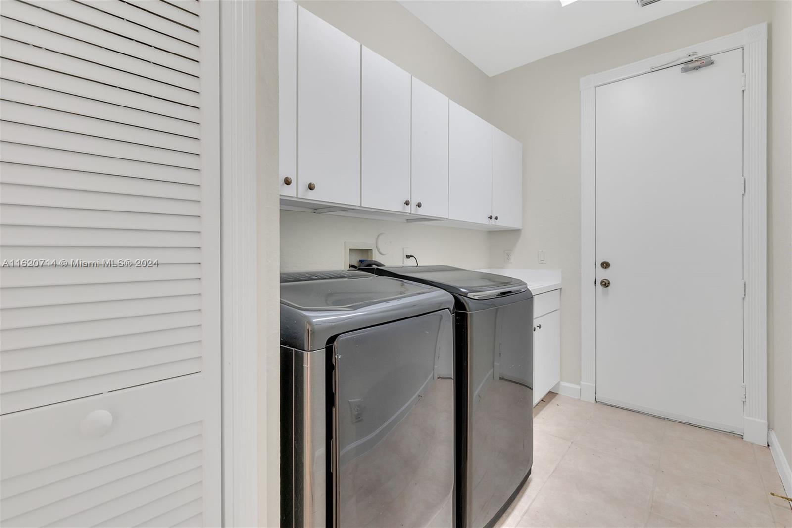 PEMBROKE FALLS -PHASE 4 - Residential Lease