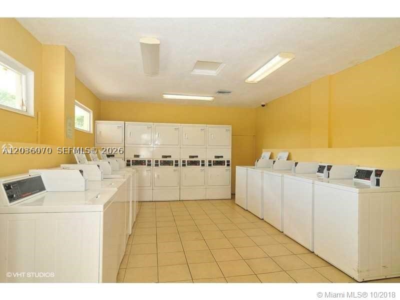BAYVIEW PALMS CONDO - Residential